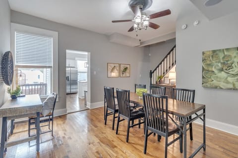 House, 2 Bedrooms | Dining