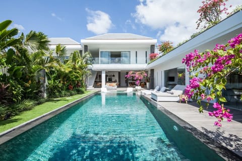 Basic Villa, Multiple Beds | Exterior