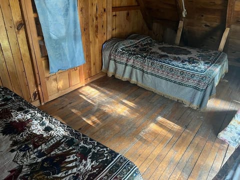 Individually decorated, individually furnished, bed sheets