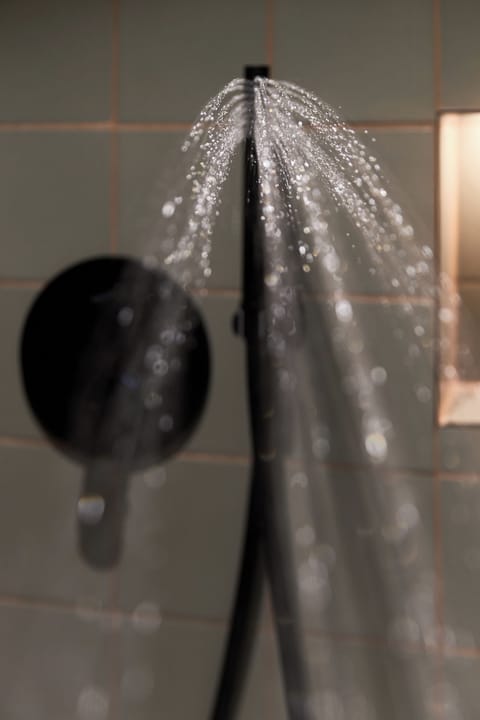 Workation | Bathroom | Free toiletries, hair dryer, towels, soap