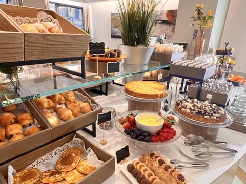 Daily to-go breakfast for a fee