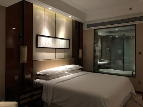 Premium bedding, minibar, in-room safe, individually decorated
