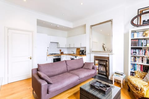 Apartment | Living room