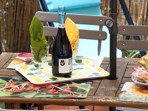 Apartment, 1 Bedroom, Kitchen | Terrace/patio