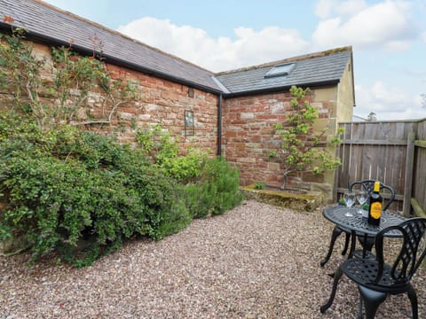 Cottage | Outdoor dining