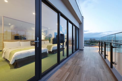 Deluxe Suite | Terrace/patio