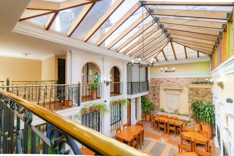 Food court