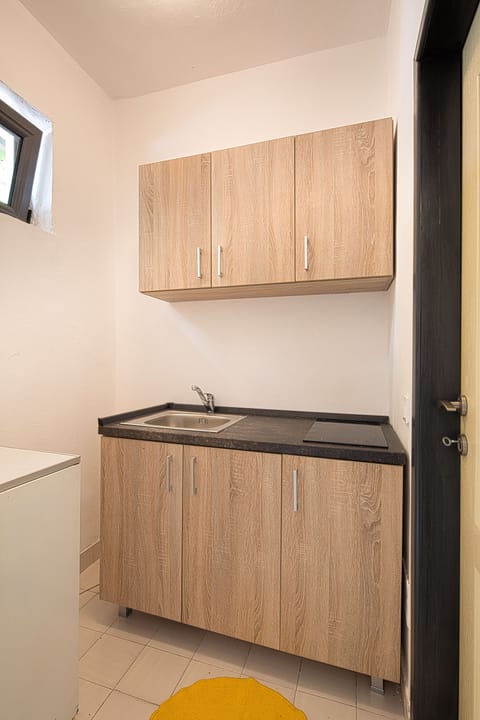 Superior Studio | Private kitchen | Mini-fridge