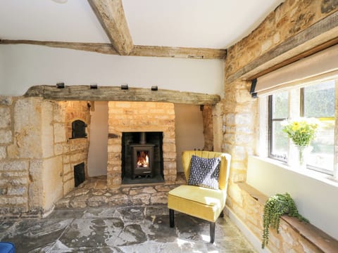 Cottage | Interior
