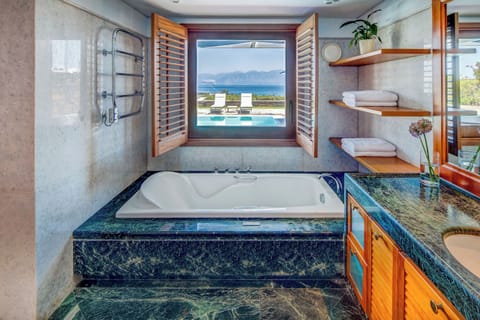Island Villa Sea View with Private Pool | Bathroom | Designer toiletries, hair dryer, bathrobes, slippers