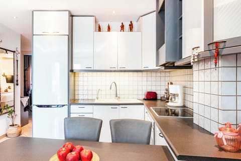 House, 2 Bedrooms, Smoking, Balcony | Interior