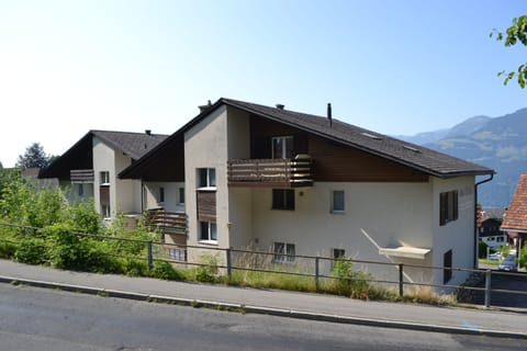Apartment, 3 Bedrooms, Accessible, Smoking | Exterior