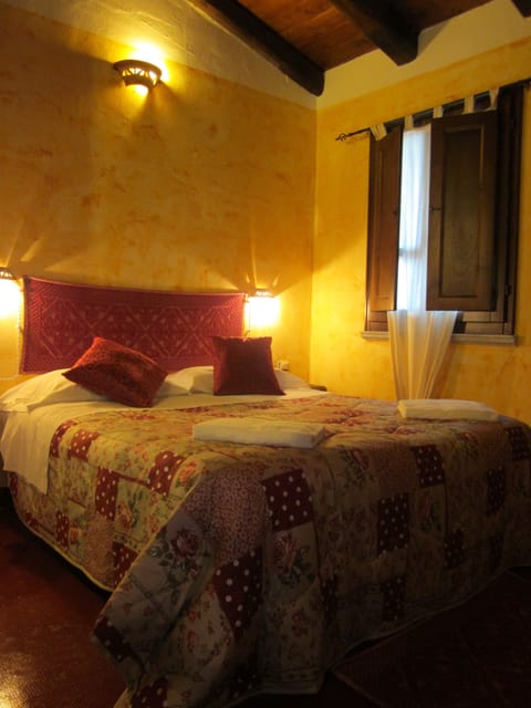Double Room | Premium bedding, individually decorated, individually furnished, desk