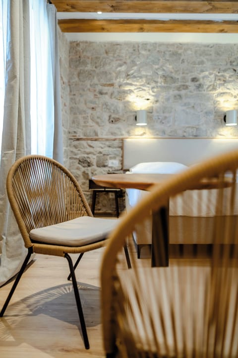 Suite, 2 Bedrooms, Kitchen, Annex Building | Egyptian cotton sheets, premium bedding, memory foam beds, minibar