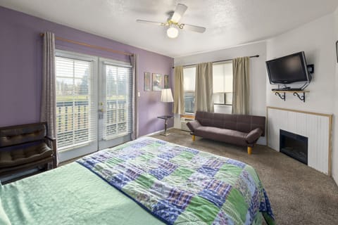 Individually decorated, individually furnished, iron/ironing board