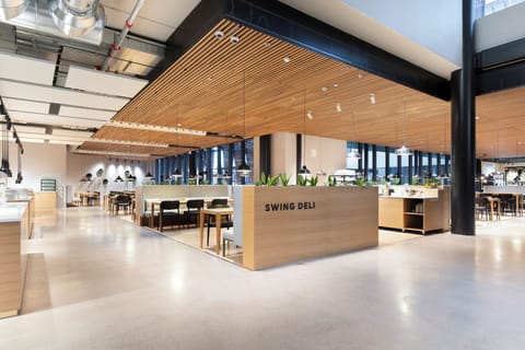 Daily buffet breakfast (EUR 13.5 per person)