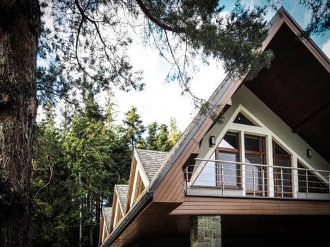 House | 6 bedrooms, WiFi
