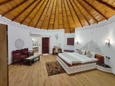 Premium Room | In-room safe, desk, laptop workspace, free WiFi