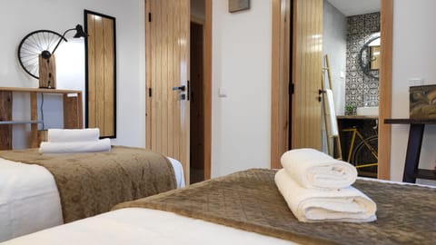 Junior Twin Room | Individually decorated, individually furnished, iron/ironing board