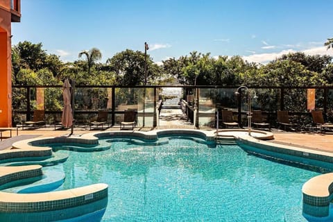 2 outdoor pools, sun loungers