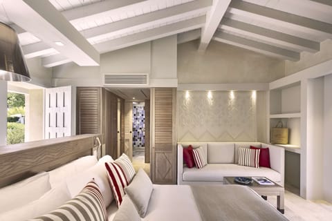 Junior Suite, Sea View | Hypo-allergenic bedding, minibar, in-room safe, desk