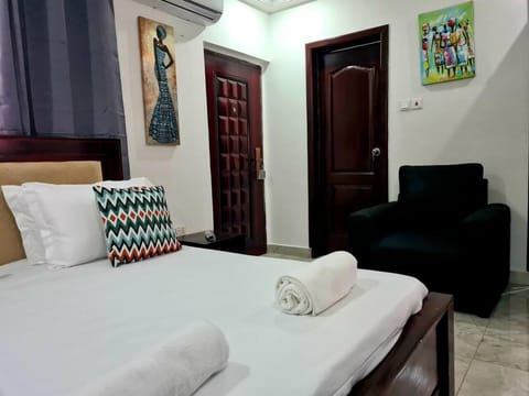 Apartment | 3 bedrooms, iron/ironing board, WiFi (free), bed sheets