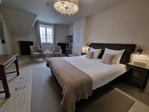 Premium Double or Twin Room | Desk, laptop workspace, free WiFi, bed sheets