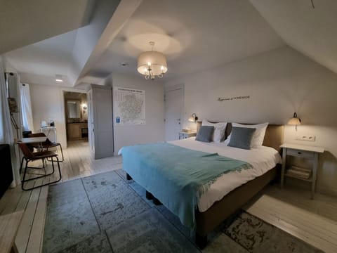 Premium Double or Twin Room | Desk, laptop workspace, free WiFi, bed sheets