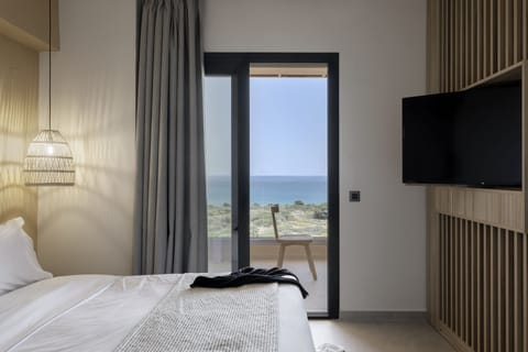 Deluxe Room, Balcony, Sea View | In-room safe, individually decorated, individually furnished