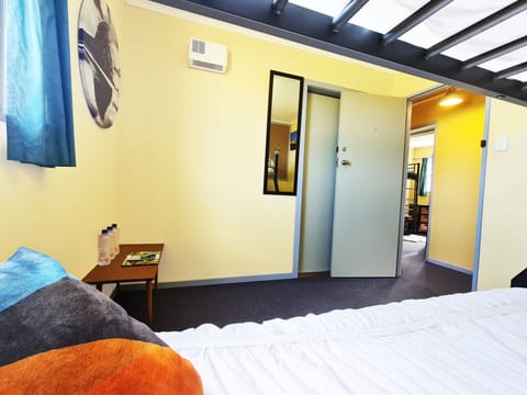 Queen Bunk Room | Iron/ironing board (on request), WiFi (free), bed sheets