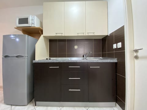 Luxury Apartment Harisson | Private kitchen | Cleaning supplies