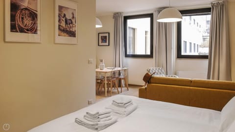 House | Iron/ironing board, WiFi