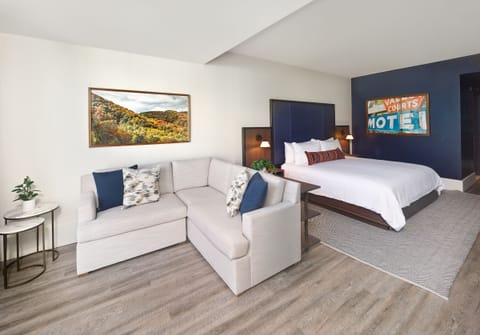 Premium bedding, minibar, in-room safe, desk