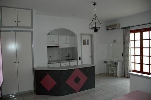 Studio | Living area