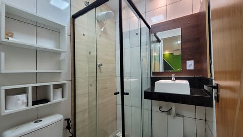 Triple Room | Minibar, individually decorated, desk, laptop workspace