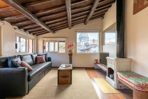 Penthouse, 1 Queen Bed, Ensuite, City View | Living area | LCD TV