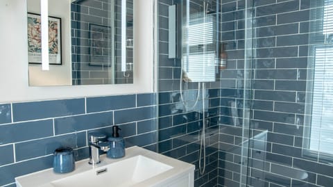 Double Room, Ensuite (The Courtyard Room) | Bathroom