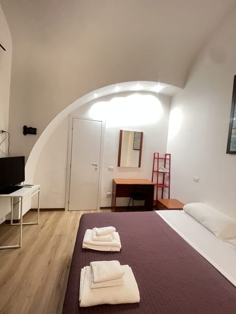 Basic Studio | In-room safe, free WiFi, bed sheets