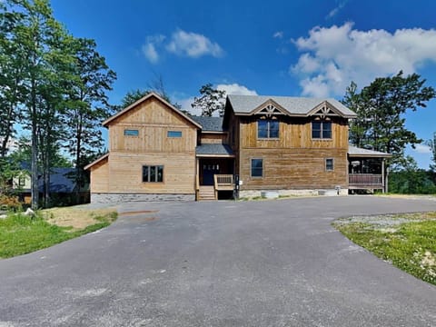 House (Multiple Bedrooms) | Property amenity