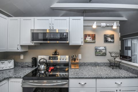 House (5 Bedrooms) | Property amenity