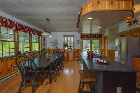 House (4 Bedrooms) | Property amenity