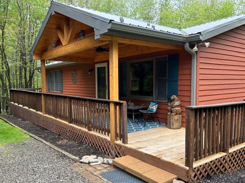 House (3 Bedrooms) | Property amenity