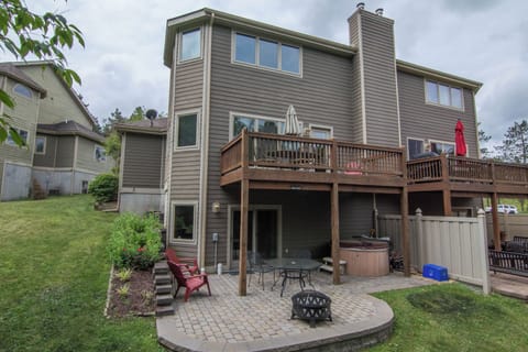 House (4 Bedrooms) | Property amenity