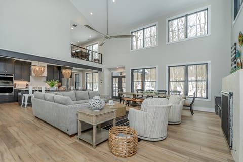 House (5 Bedrooms) | Property amenity