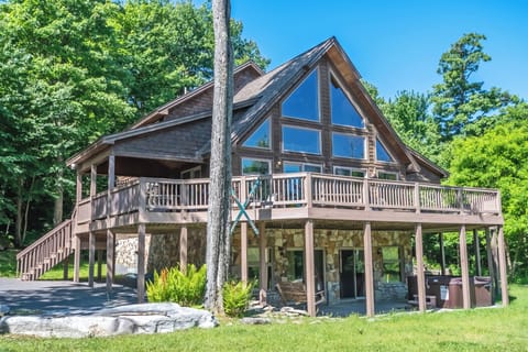 House (5 Bedrooms) | Exterior