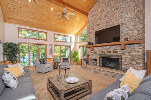 House (5 Bedrooms) | Property amenity