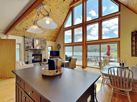 House (4 Bedrooms) | Property amenity