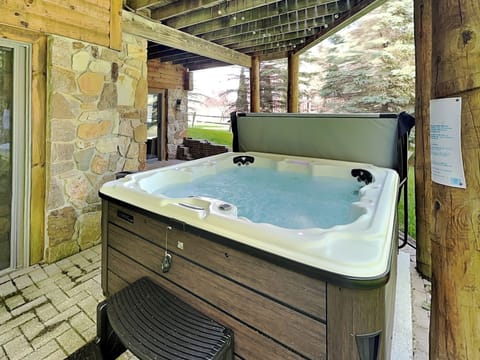 House (6 Bedrooms) | Property amenity