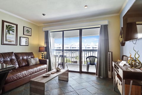 Condo (1 Bedroom) | Front of property