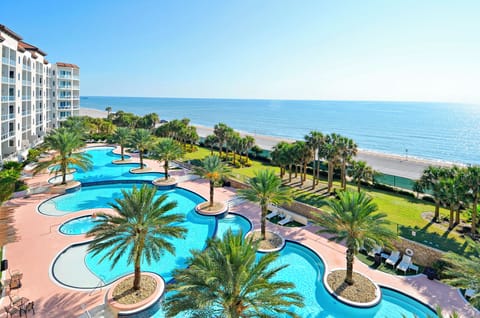Condo (2 Bedrooms) | Property amenity